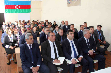 Daşkəsən Rayon İcra Hakimiyyətinin başçısı Orxan Abbasov 22.10.2025-ci il tarixdə Daşkəsən şəhər sakinlərinin növbəti səyyar qəbulunu keçirib