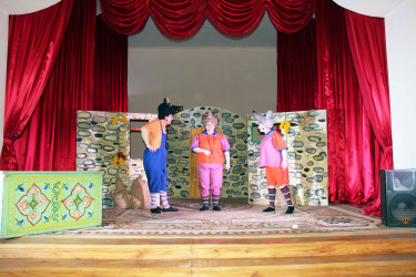 Daşkəsəndə “1 İyun – Uşaqların Beynəlxalq Müdafiəsi Günü” münasibətilə uşaqlar üçün  teatr tamaşası təşkil olunub