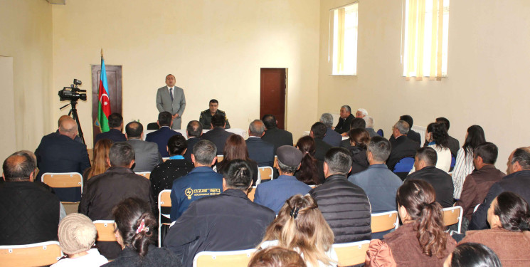 Daşkəsən Rayon İcra Hakimiyyətinin başçısı Orxan Abbasov 26.05.2026-cı il tarixdə Əmirvar-Əhmədli kəndində vətəndaşların səyyar qəbulunu keçirib