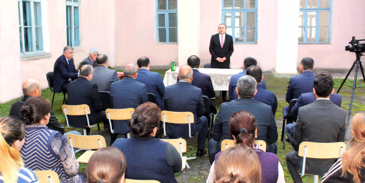 Daşkəsən Rayon İcra Hakimiyyətinin başçısı Orxan Abbasov 22.09.2026-cı il tarixdə Daşkəsən şəhəri Mədənçilər yaşayış sahəsinin sakinləri ilə növbəti səyyar qəbul keçirib