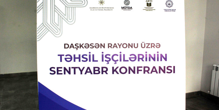 Daşkəsəndə təhsil işçilərinin ənənəvi sentyabr konfransı keçirilib