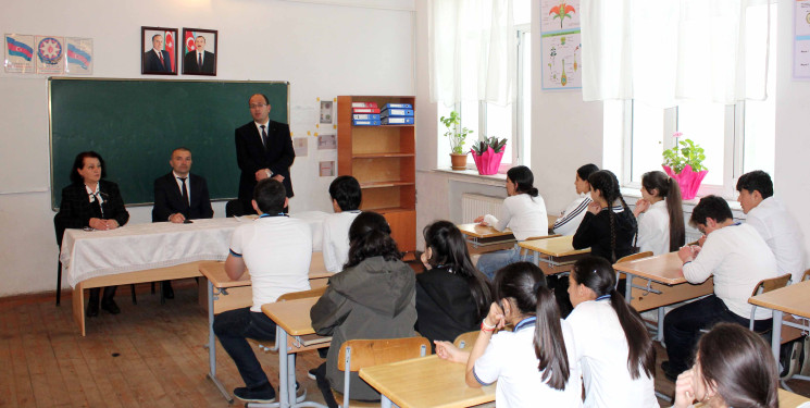 Daşkəsəndə “Sülh aylığı” çərçivəsində “Dini dözümlülüyün təbliğində təhsilin rolu” mövzusunda seminar təşkil olunub