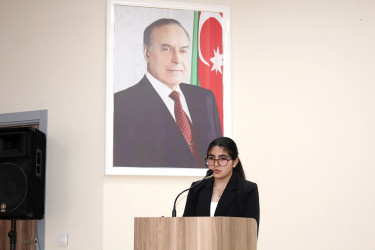 Daşkəsən Rayon İcra Hakimiyyətinin başçısı Orxan Abbasov tələbə adını qazanmış məzunlarla görüşüb