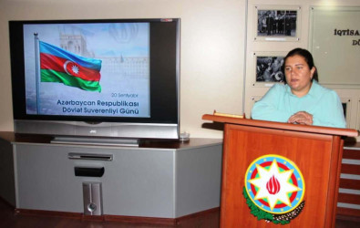 Daşkəsəndə Dövlət Suverenliyi Gününə həsr olunan seminar keçirilib