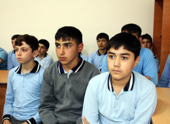 Daşkəsən rayonunun Bayan kəndində məktəblilərlə 8 Noyabr – Zəfər Gününə həsr olunan “Zəfərimizin 6 yaşı” adlı görüş təşkil olunub