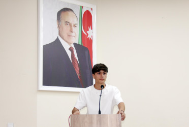 Daşkəsən Rayon İcra Hakimiyyətinin başçısı Orxan Abbasov ali məktəblərə qəbul olan məzunlarla görüşüb