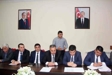Daşkəsən Rayon İcra Hakimiyyətinin başçısı Orxan Abbasov rayonda fəaliyyət göstərən sahibkarlarla növbəti görüş keçirib