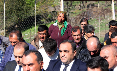 Daşkəsən Rayon İcra Hakimiyyətinin başçısı Orxan Abbasov 15.10.2025-ci il tarixdə Zinzahal kəndində vətəndaşların səyyar qəbulunu keçirib