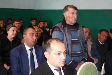 Daşkəsən Rayon İcra Hakimiyyətinin başçısı Orxan Abbasov 28.04.2026-cı il tarixdə Quşçu körpüsü qəsəbəsində vətəndaşların növbəti səyyar qəbulunu keçirib