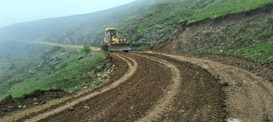 Daşkəsən rayon Dəstəfur kənd sakinlərinin yolla bağlı müraciəti müsbət həll edilib