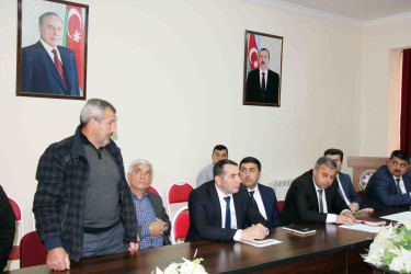 Daşkəsən Rayon İcra Hakimiyyətinin başçısı Orxan Abbasov rayonda fəaliyyət göstərən sahibkarlarla növbəti görüş keçirib