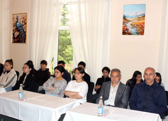 Daşkəsəndə 28 May – Müstəqillik Gününə həsr olunan "Tarixi yaddaş və vətənpərvərlik tərbiyəsi" mövzusunda konfrans keçirilib