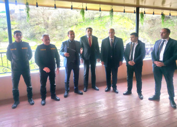 Daşkəsən Rayon Fövqəladə Hallar Komissiyası qeyri-sabit hava şəraiti ilə əlaqədar rayon sakinləri ilə maarifləndirici görüş keçirib