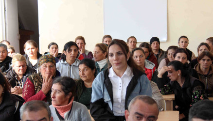 Daşkəsən Rayon İcra Hakimiyyətinin başçısı Orxan Abbasov 22.10.2025-ci il tarixdə Daşkəsən şəhər sakinlərinin növbəti səyyar qəbulunu keçirib