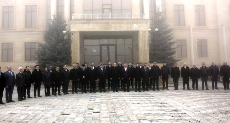 26 Fevral-Bir dəqiqəlik sükut