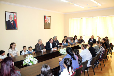 09.09.2026-Məktəbli şəhid övladları ilə görüş
